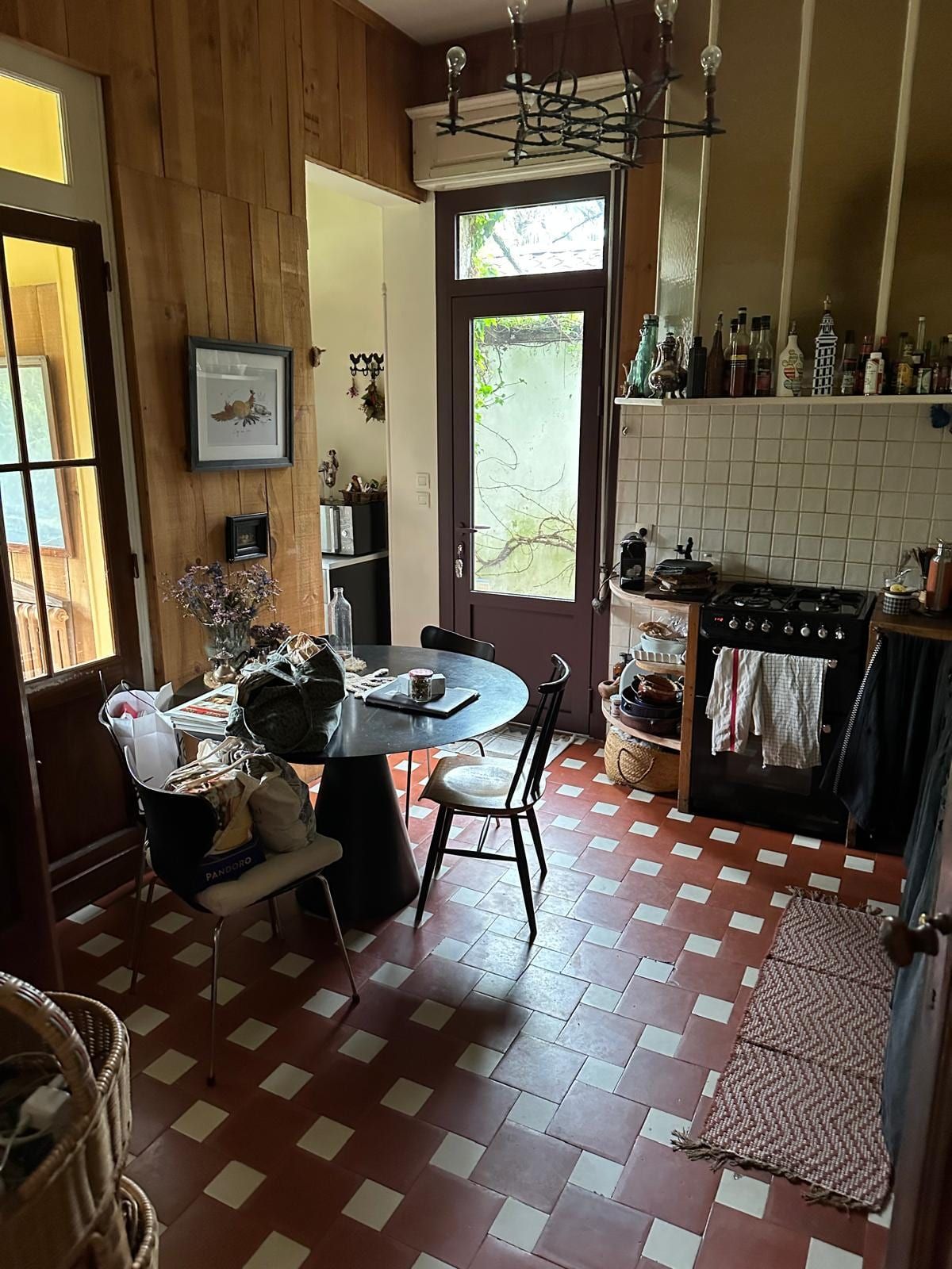 La cuisine et ses carreaux avant les travaux